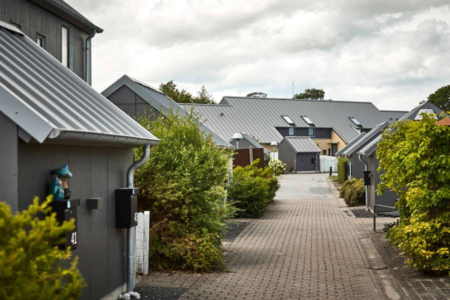 90’er byggeri opdateret til moderne look og holdbar kvalitet, Danagården, 9230 Svenstrup